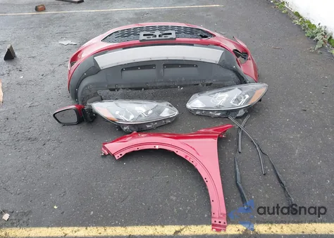 2020 Ford Escape Se z USA, uszkodzony, nr VIN 1FMCU9G67LUB94504